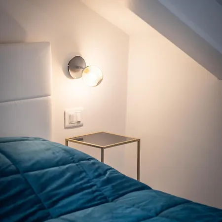 Apartman Centralissima Mansarda Nuovissima Free Wifi