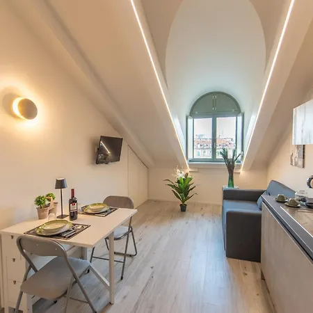 Centralissima Mansarda Nuovissima Free Wifi *