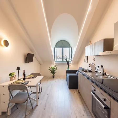 Apartment Centralissima Mansarda Nuovissima Free Wifi Turin